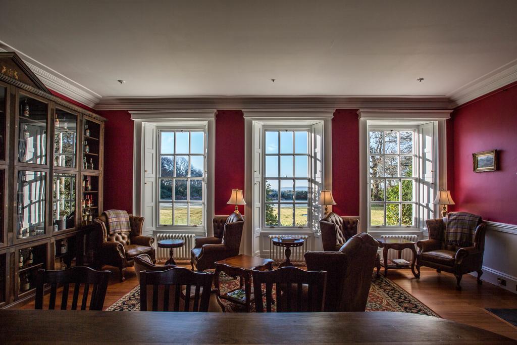 Отель Islay House Bridgend  Экстерьер фото